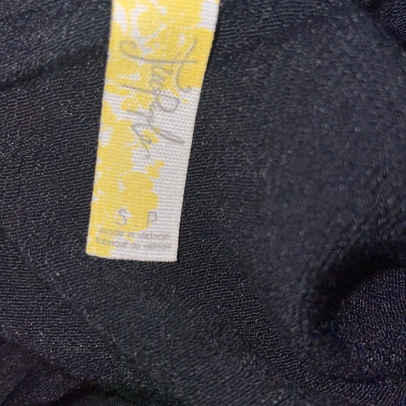 Free People Look Through Tank - Picture 3 of 3